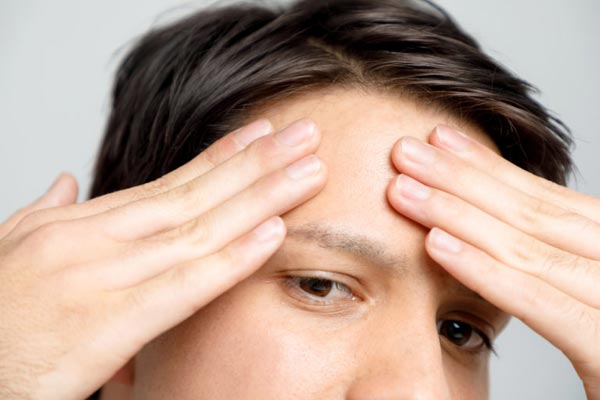 Augenbrauen fallen aus Haartransplantation-1