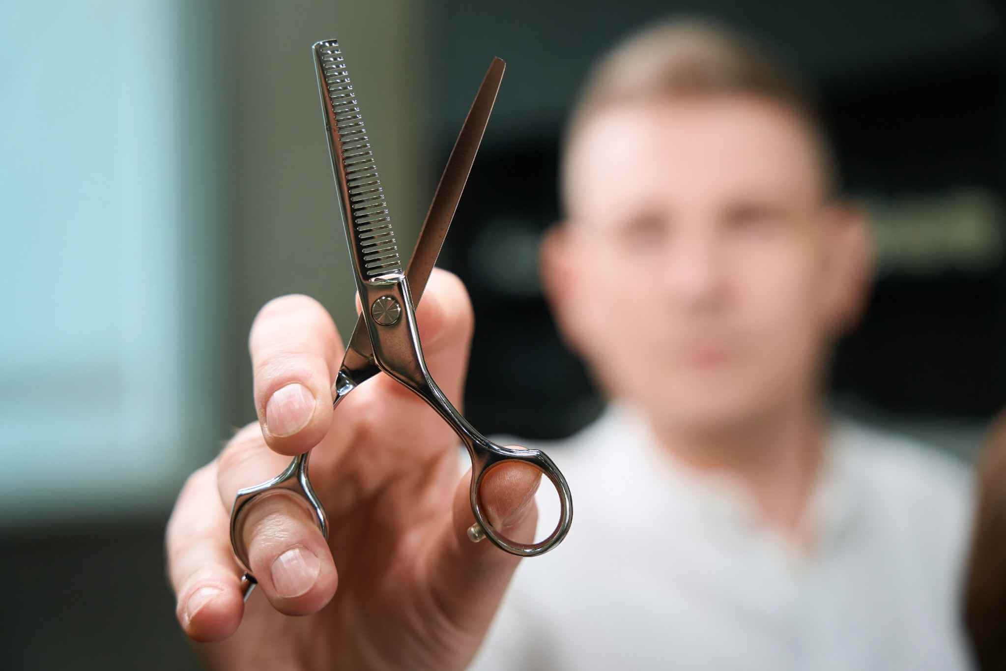 Haare schneiden nach Haartransplantation – Tipps und Infos